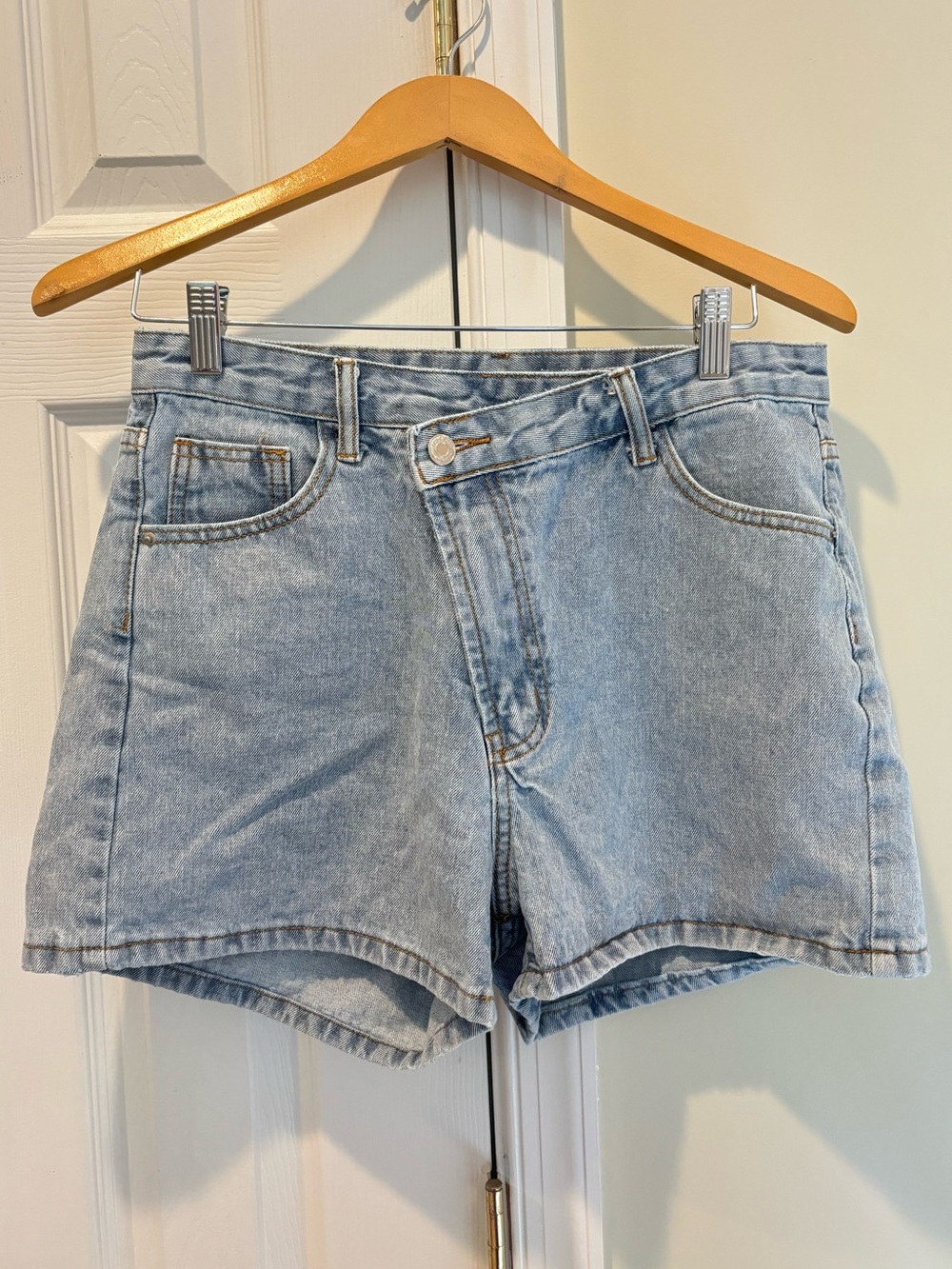 SHEIN Light Blue Asymmetrical Cross Waist High Rise Denim Shorts Size M